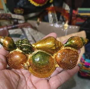 Vintage Gold Metal Seashell Belt Buckle